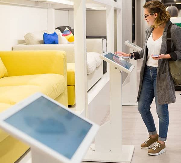 Bornes-interactives-tactiles