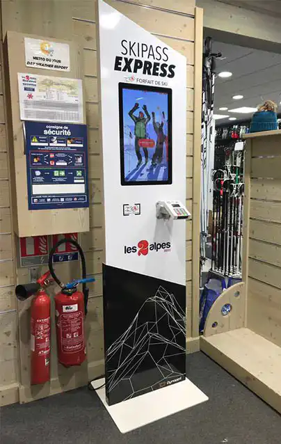 borne-de-commande-avec-TPE