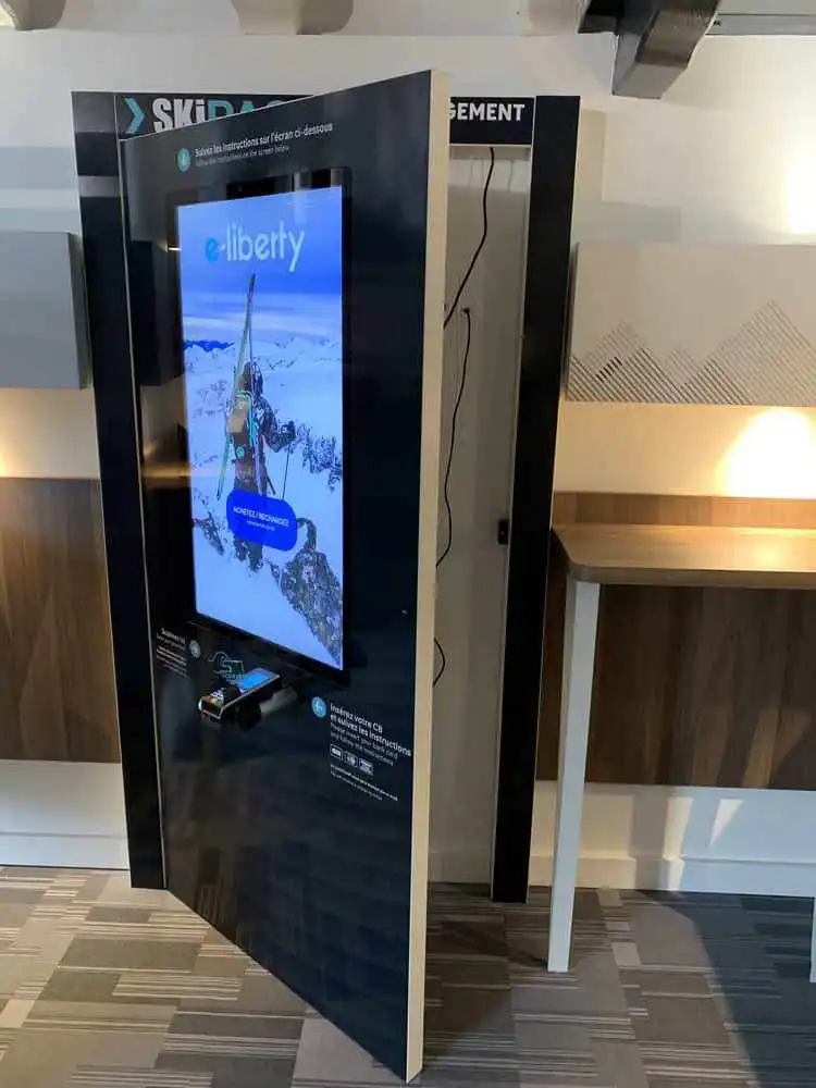 Ouverture-serrure-electronique-sur-module-de-vente Ouverture-serrure-electronique-sur-module-de-vente